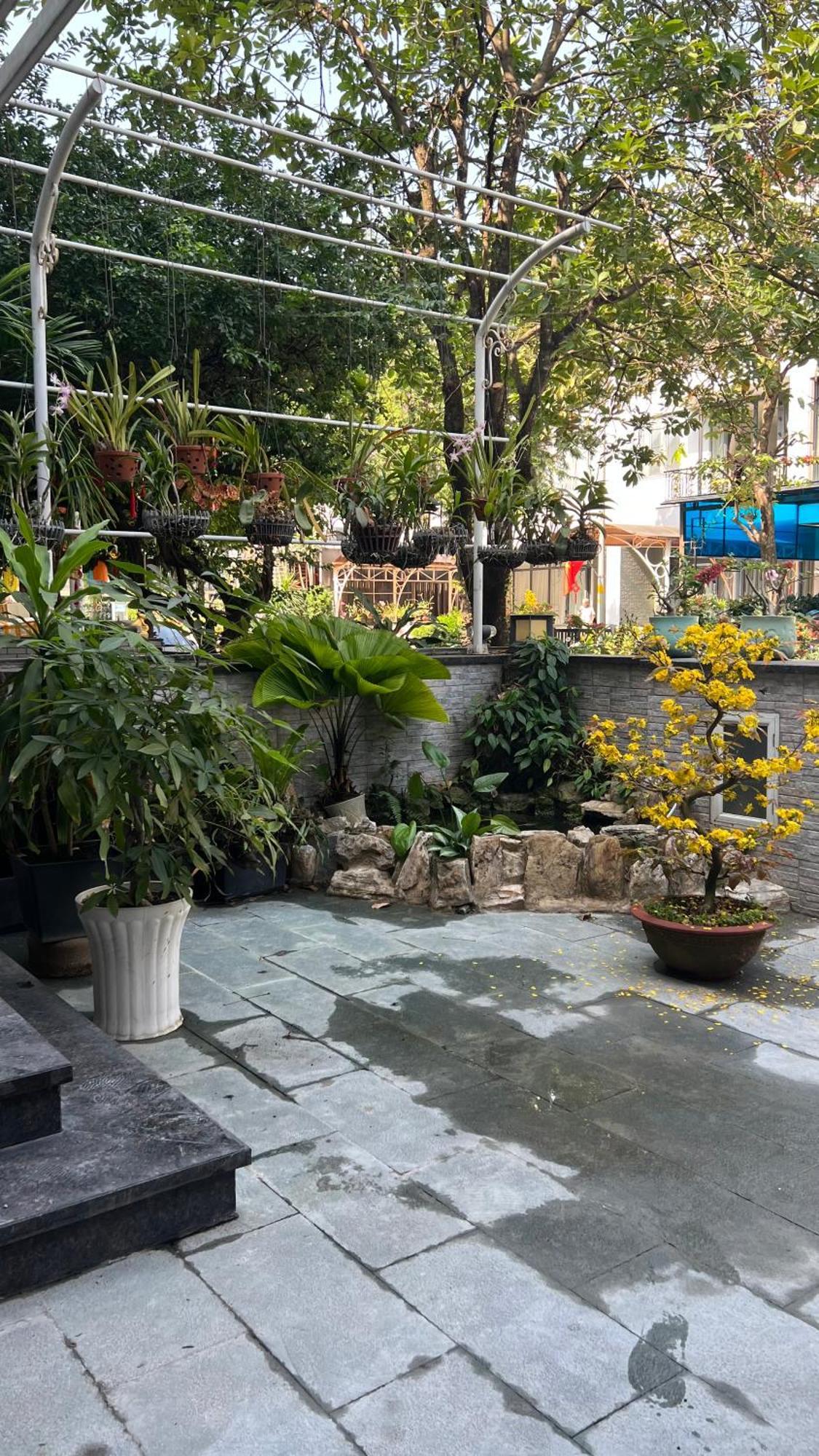 With Full Amenities Nhà nghỉ